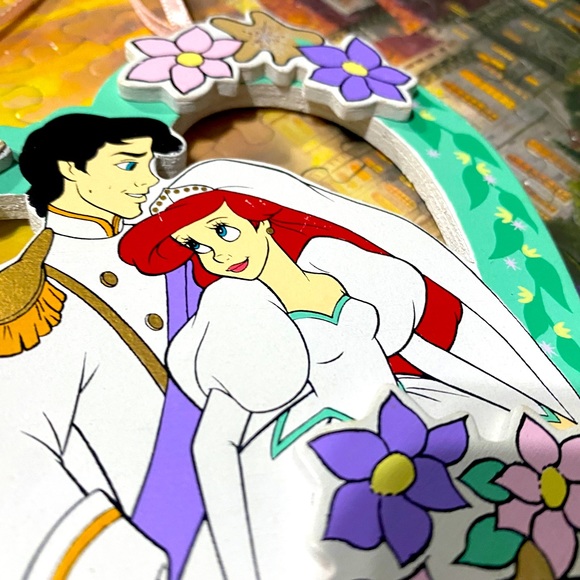 DISNEY’S THE LITTLE MERMAID VTG 90s KURT ADLER HANDCRAFTED WOODEN XMAS ORNAMENT - Picture 7 of 8